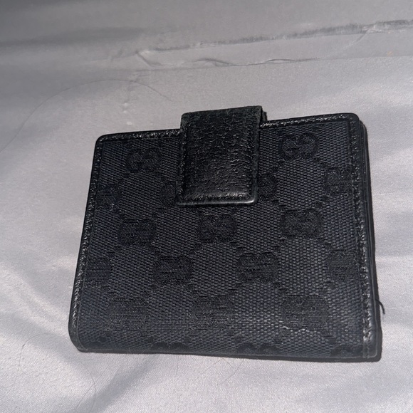 Gucci black canvas monogrammed square wallet silver accents snaps to coins - Picture 2 of 9